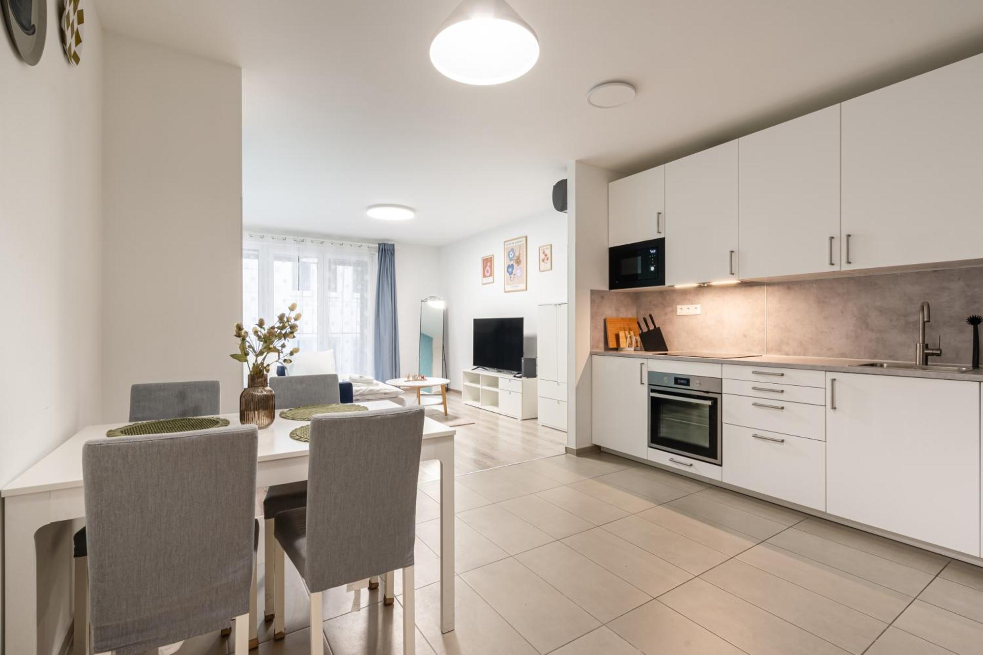 Apartment Bliss Block *