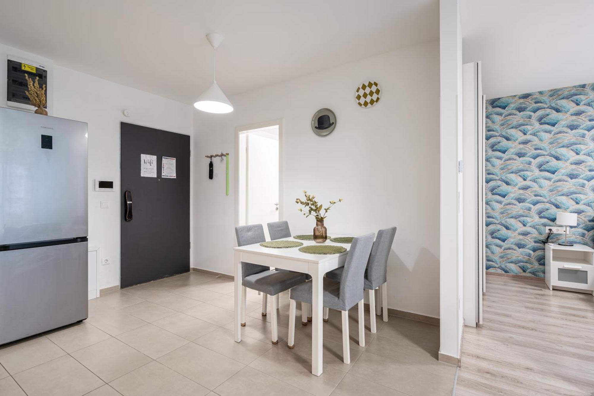 Apartment Bliss Block