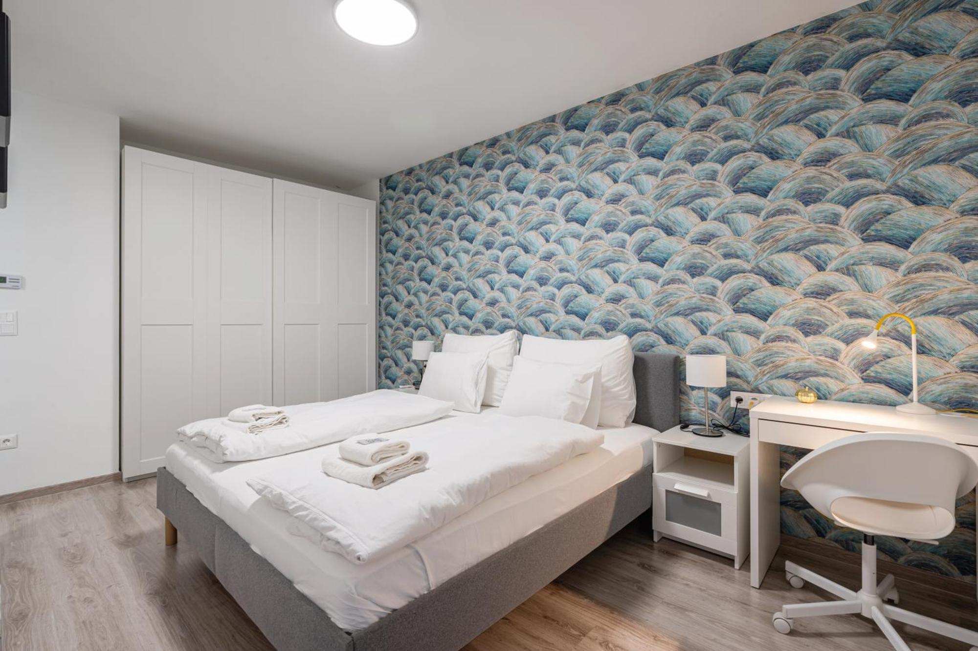 Bliss Block Apartment *